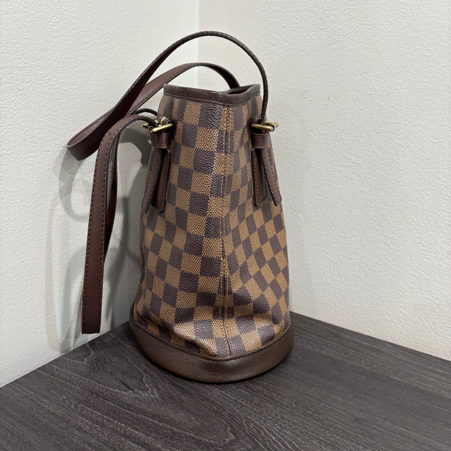 #342 LOUIS VUITTON Damier Bucket PM