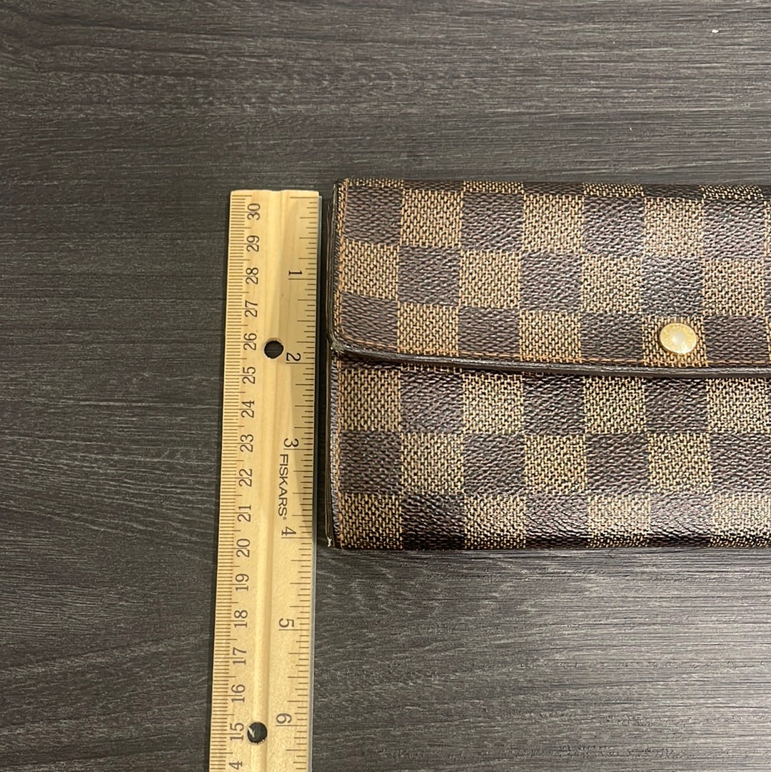 SOLD! Louis Vuitton Damier Wallet
