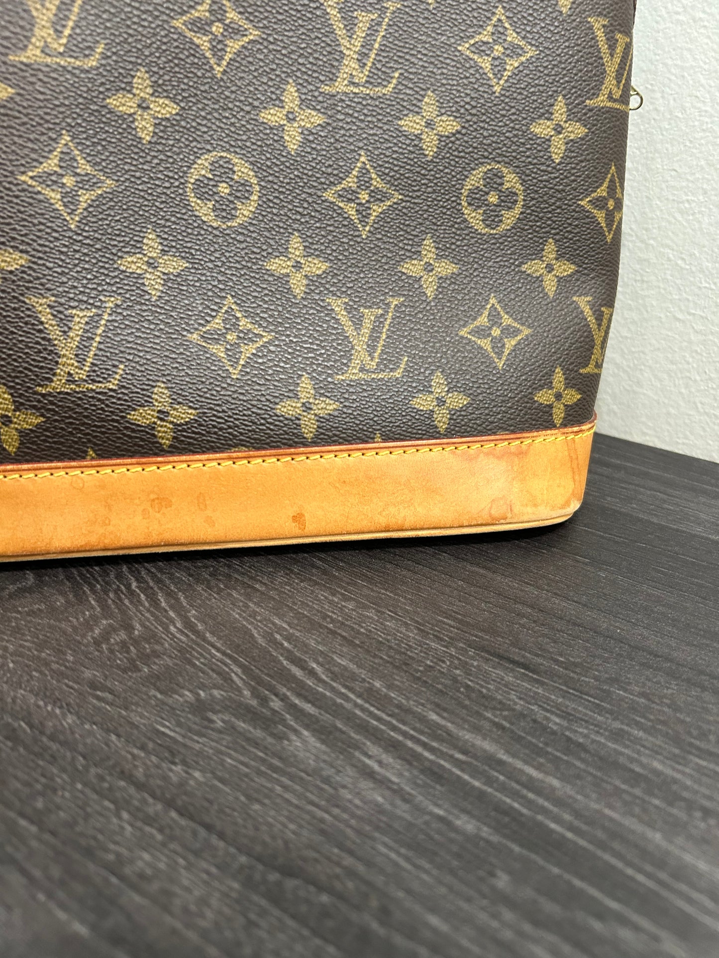 SOLD! Louis Vuitton Monogram Alma