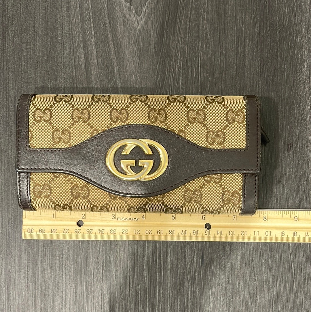 SOLD! Gucci GG Wallet