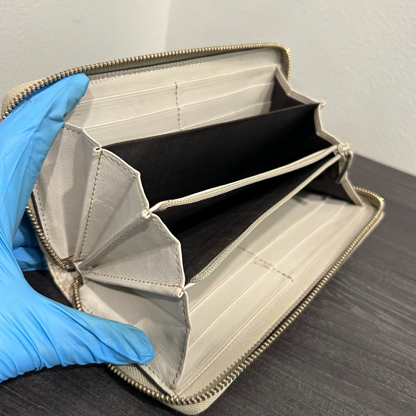 CLEARANCE Gucci Wallets Set of 2
