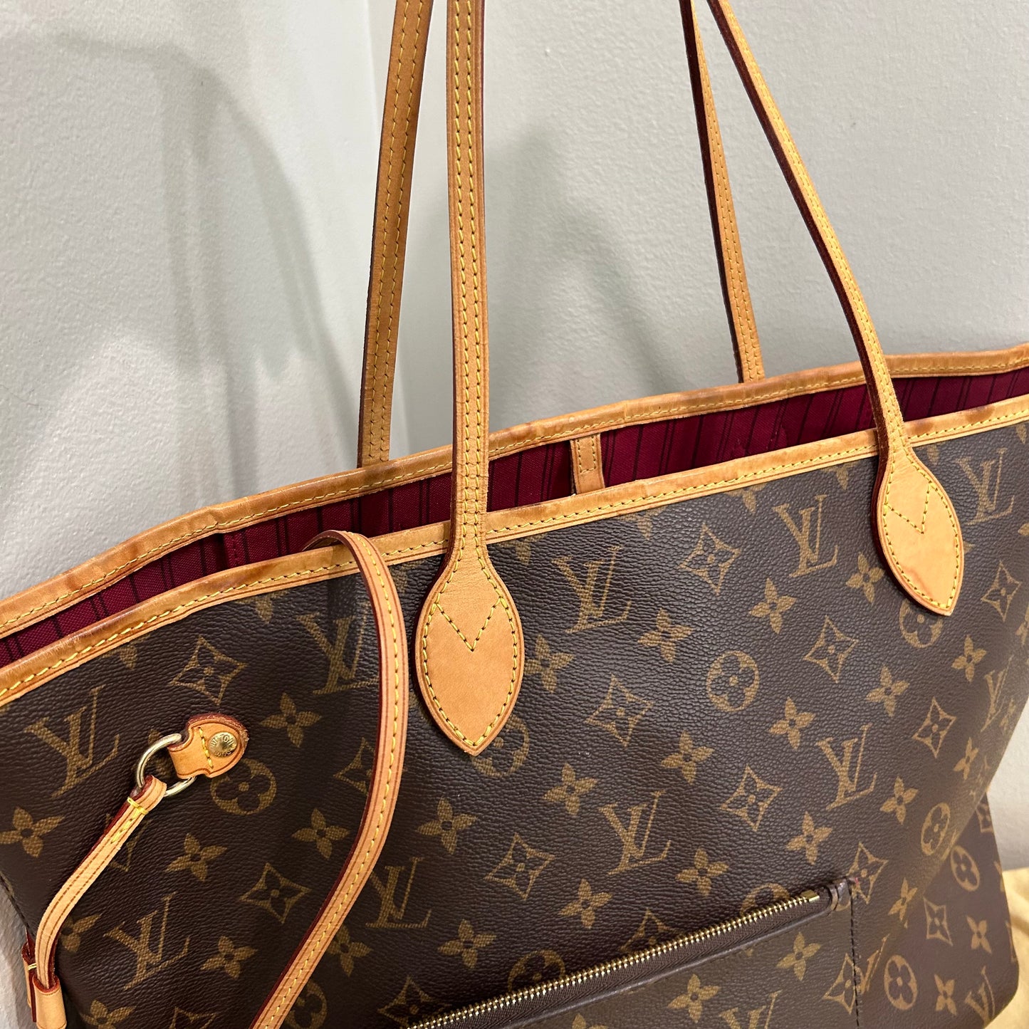 CLEARANCE #207 LOUIS VUITTON Neverfull MM w/ Pouch