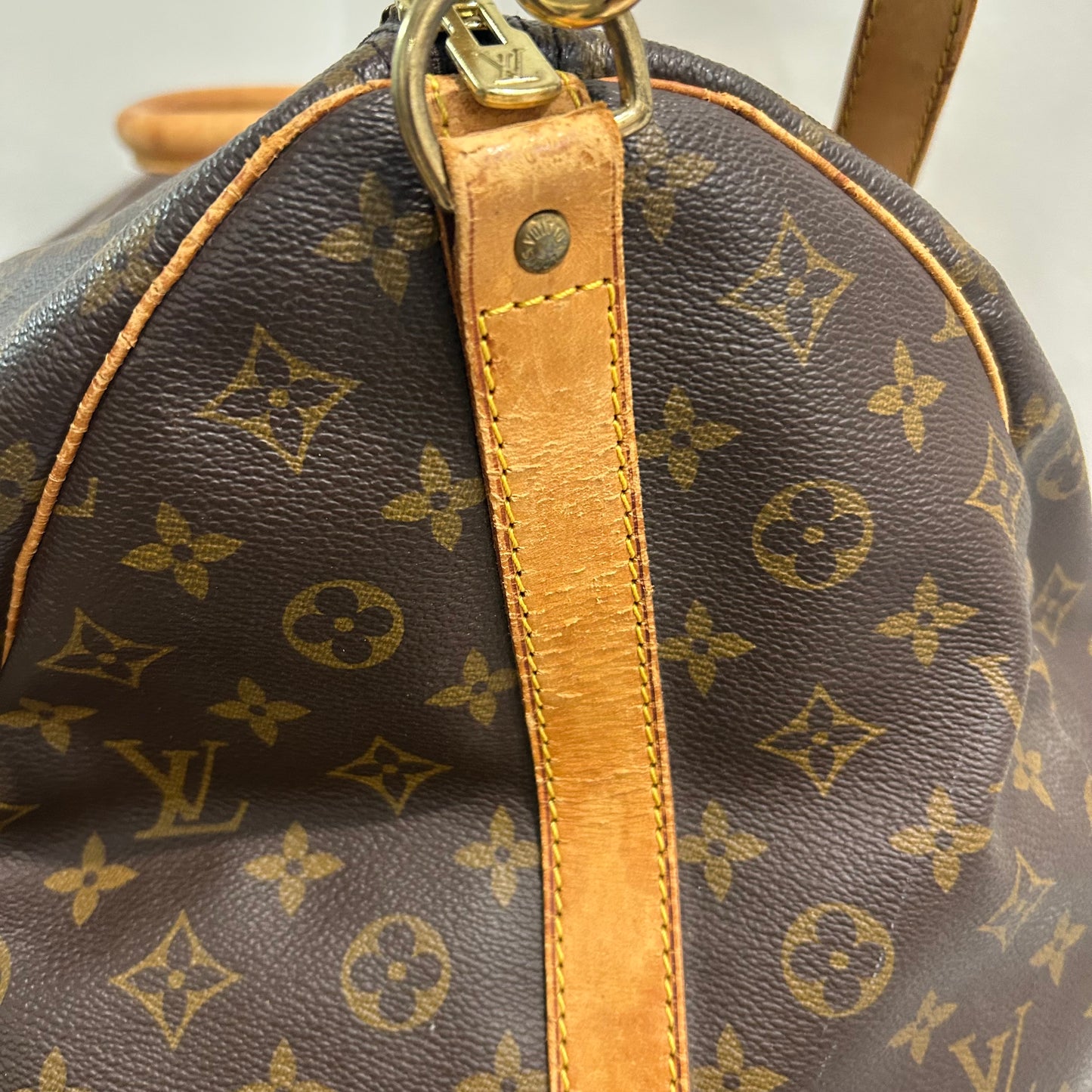 CLEARANCE #813 LOUIS VUITTON Keepall 60 Bandouliere