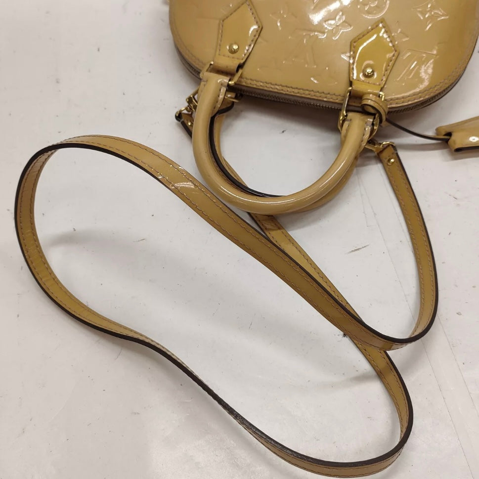 Louis Vuitton Vernis Alma BB