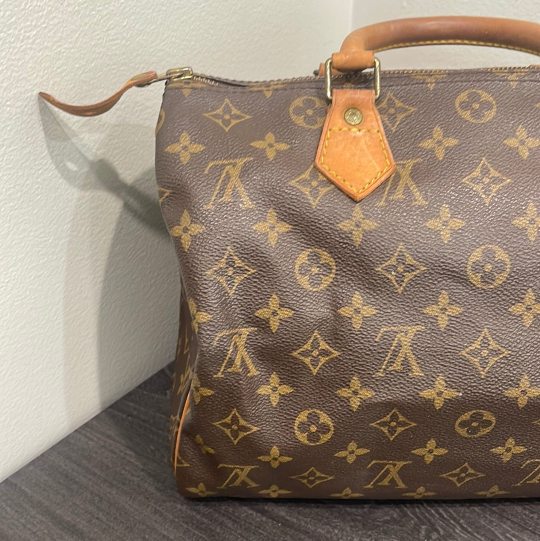 SOLD! Louis Vuitton Speedy 30