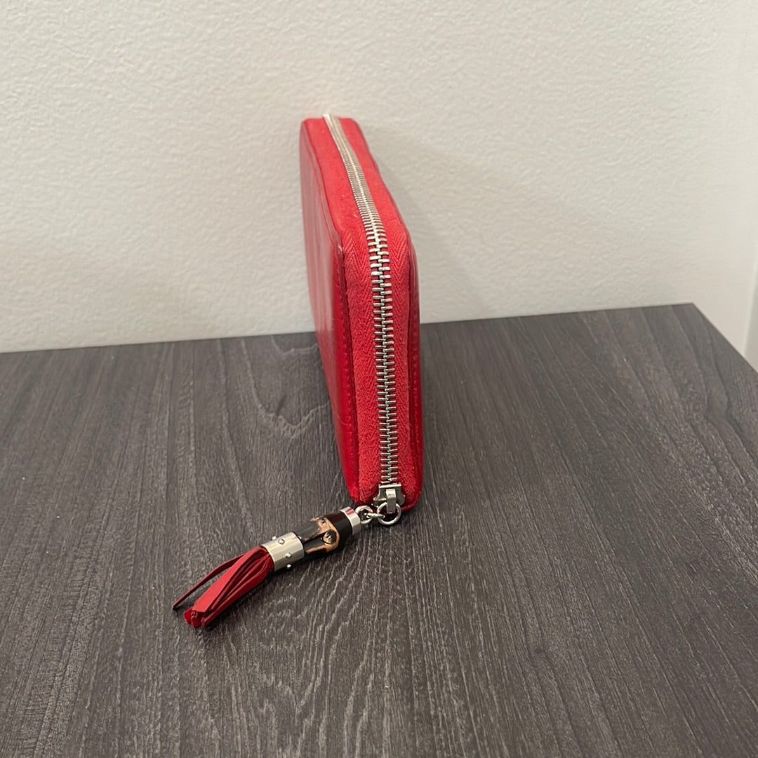 SOLD! Vintage Gucci Leather Wallet