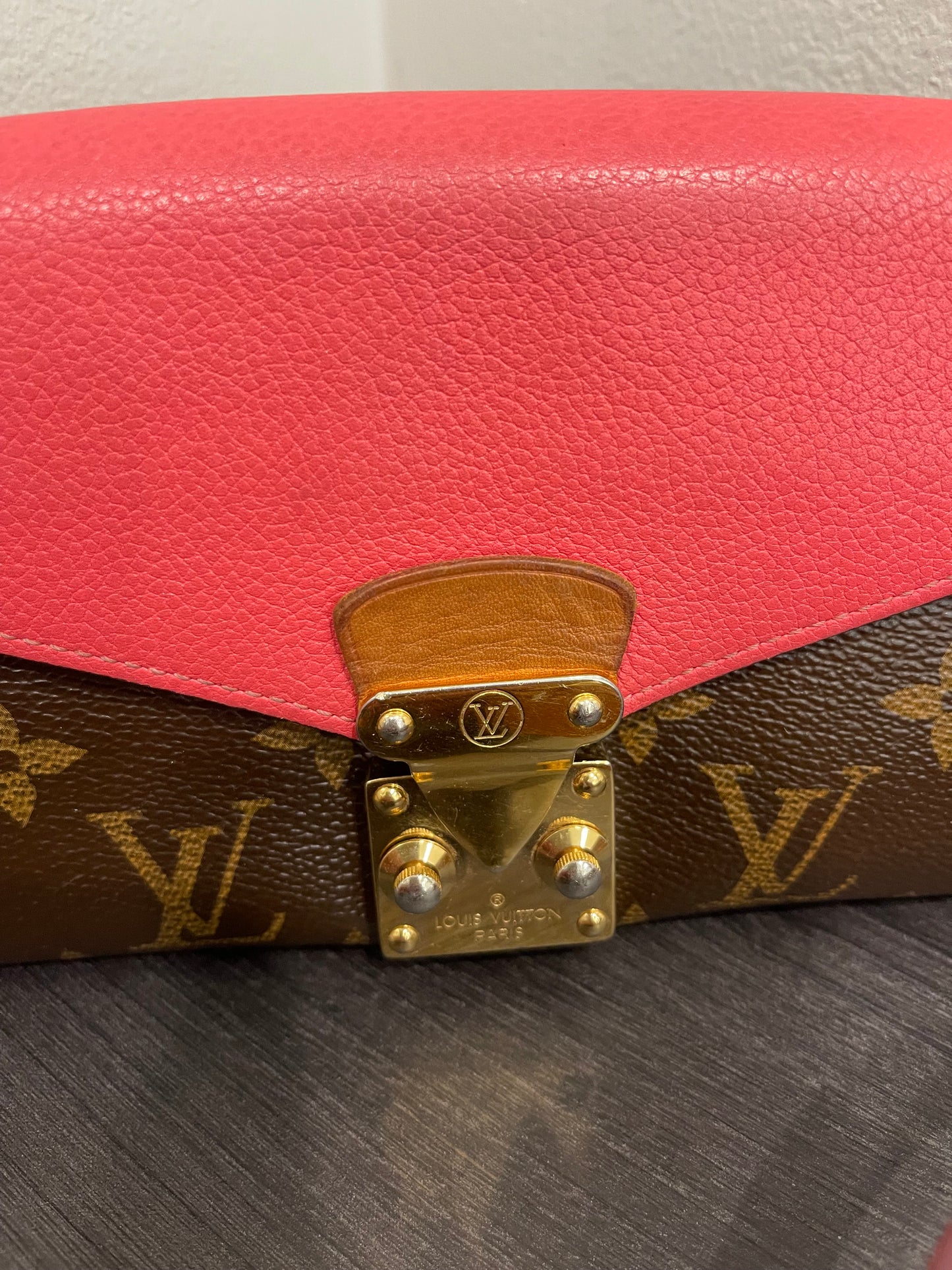 Louis Vuitton Monogram Rose Pallas Wallet & Storage Box