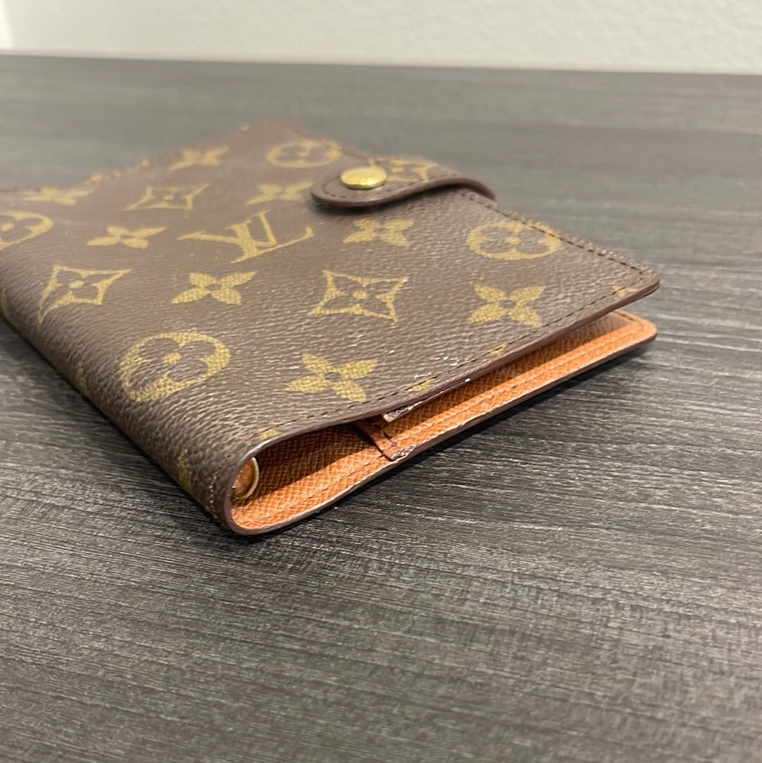 SOLD! Louis Vuitton Monogram Agenda PM