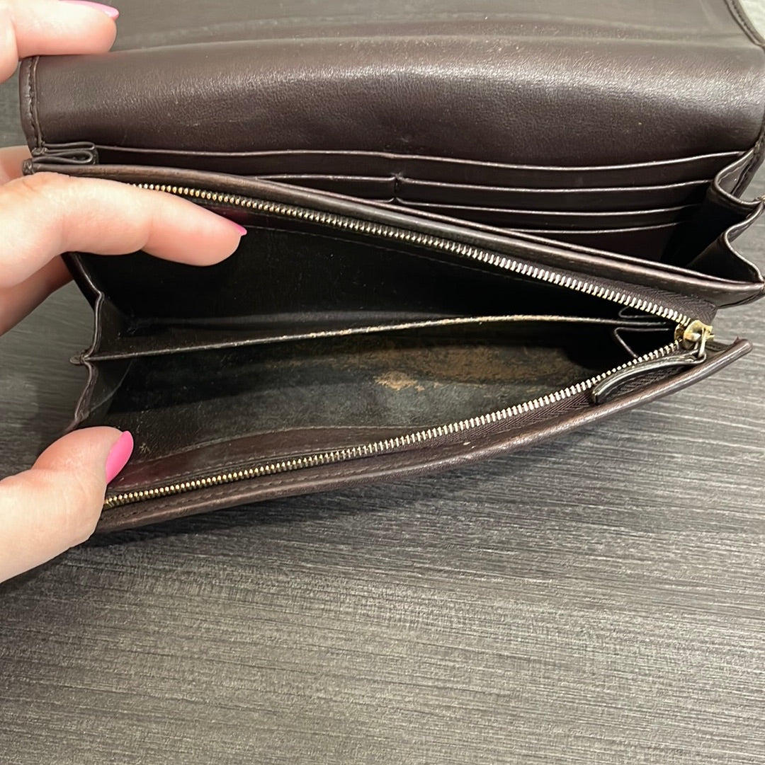 SOLD! Gucci GG Leather Wallet