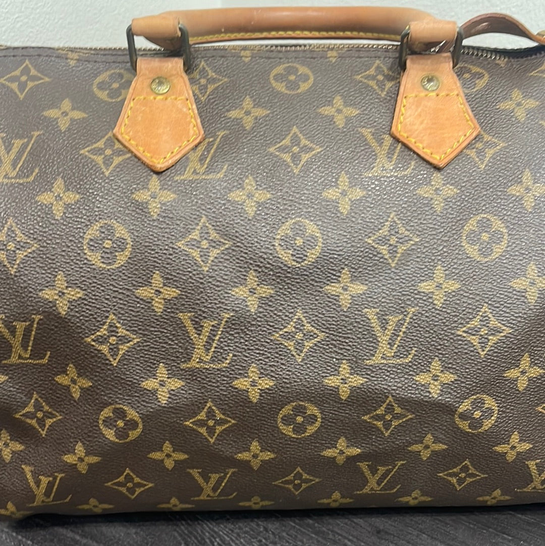 SOLD! Louis Vuitton Speedy 30