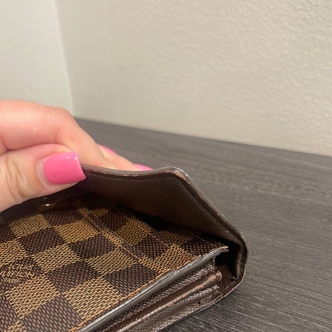 SOLD! Louis Vuitton Damier Wallet