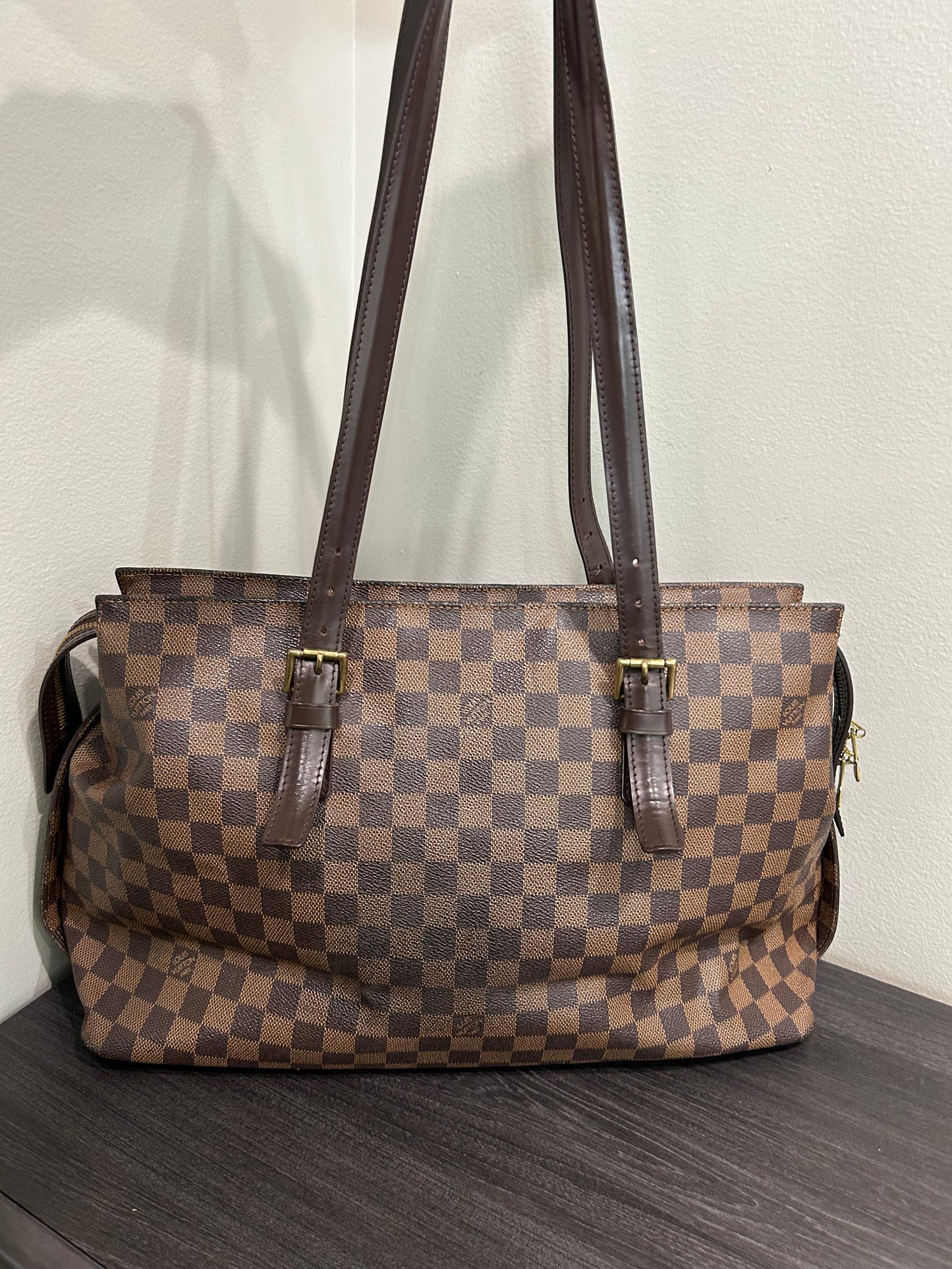 SOLD! Louis Vuitton Damier Chelsea Tote