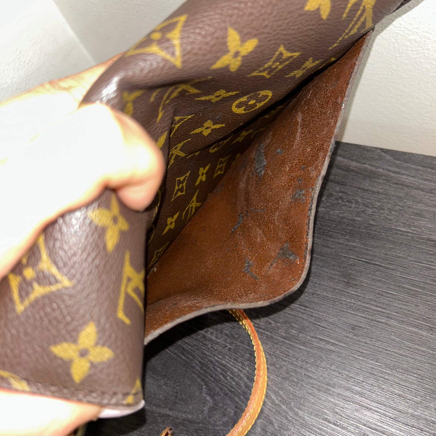 #402 LOUIS VUITTON Saint Cloud GM