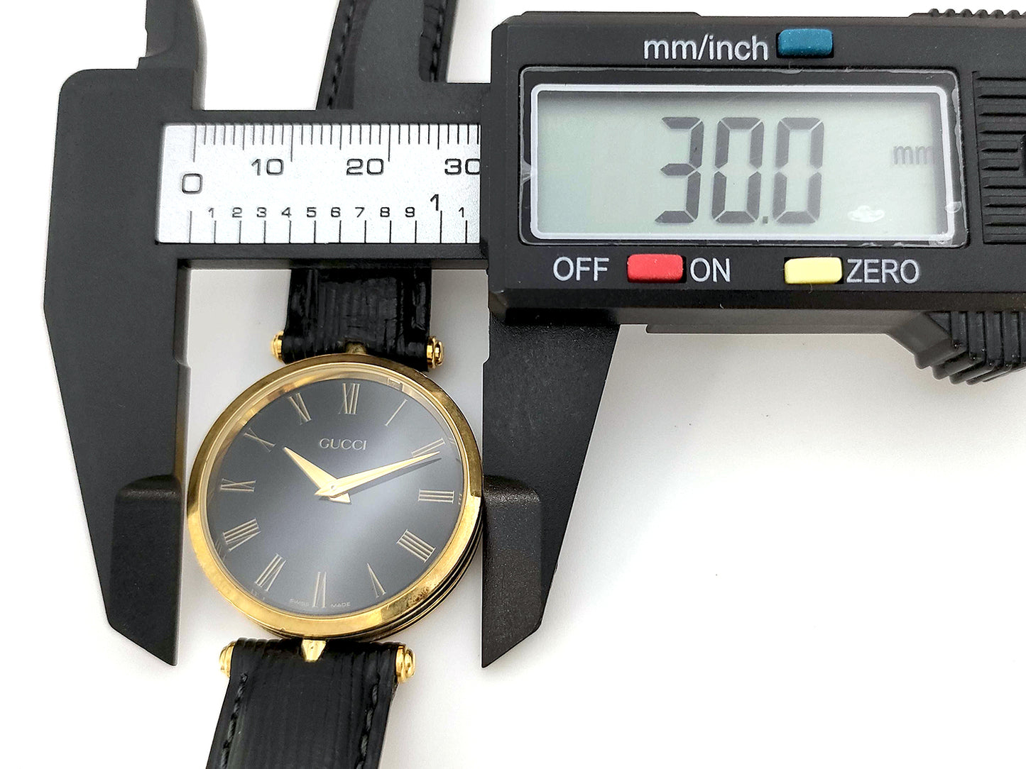 #1239 GUCCI Sherry Line Swiss Quartz-movement Round Stack Watch