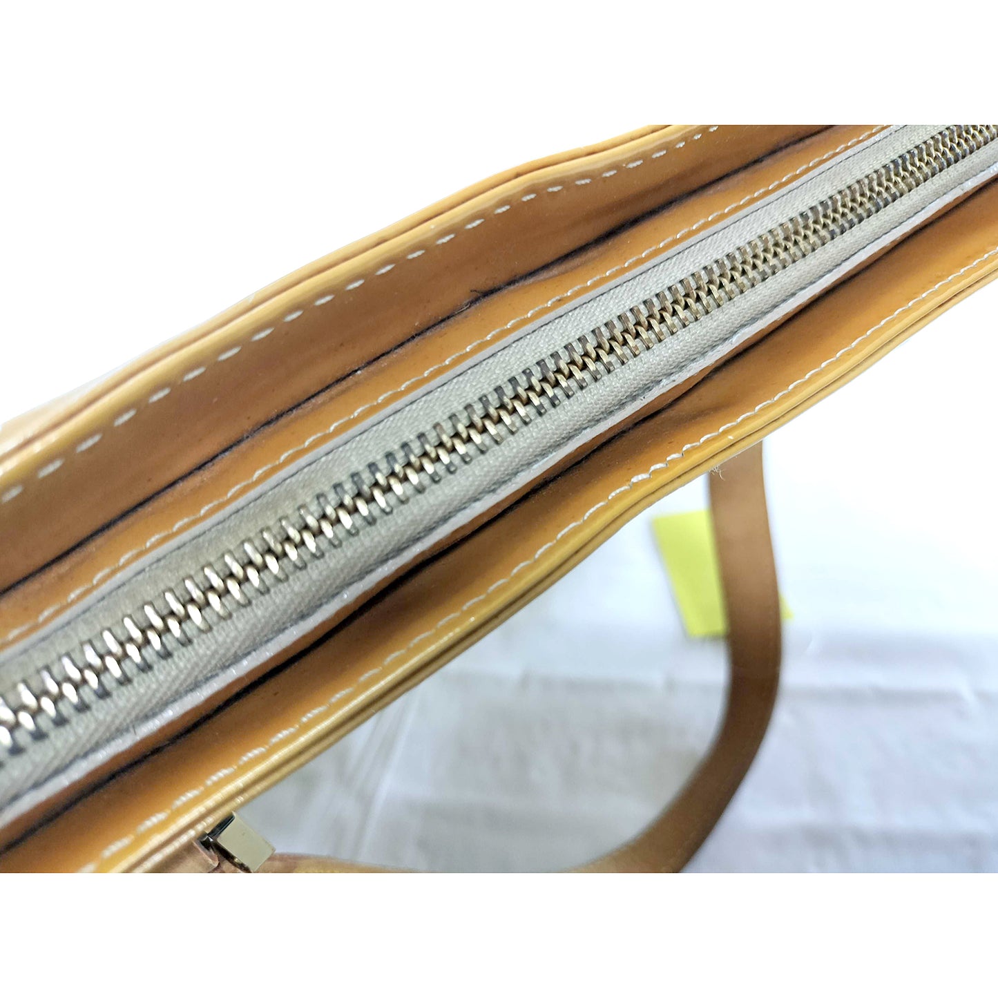 #1170 LOUIS VUITTON Jaune Passion Vernis Houston Tote