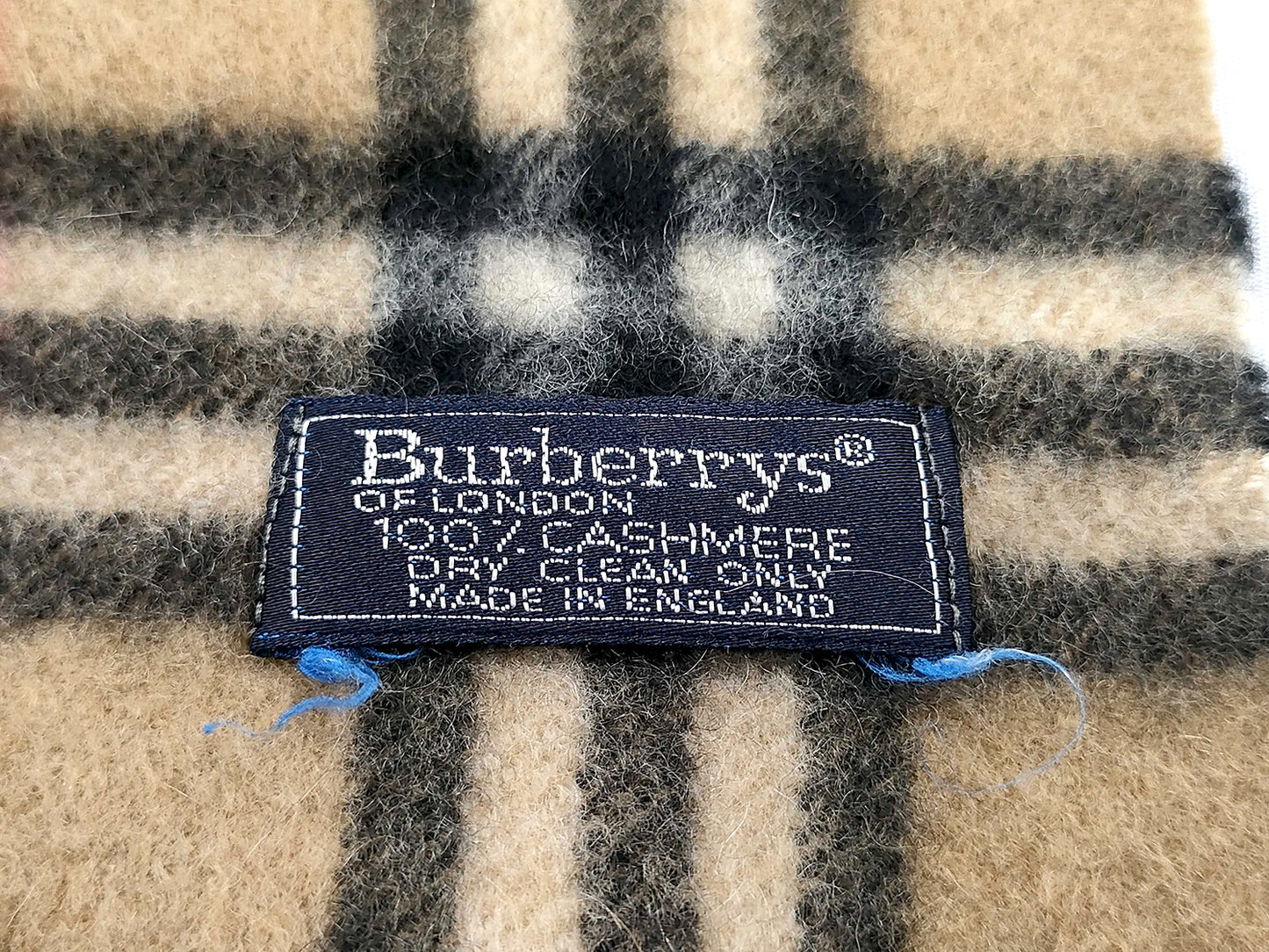 #1338 BURBERRY Vintage Archive Beige Check 100% Cashmere Scarf