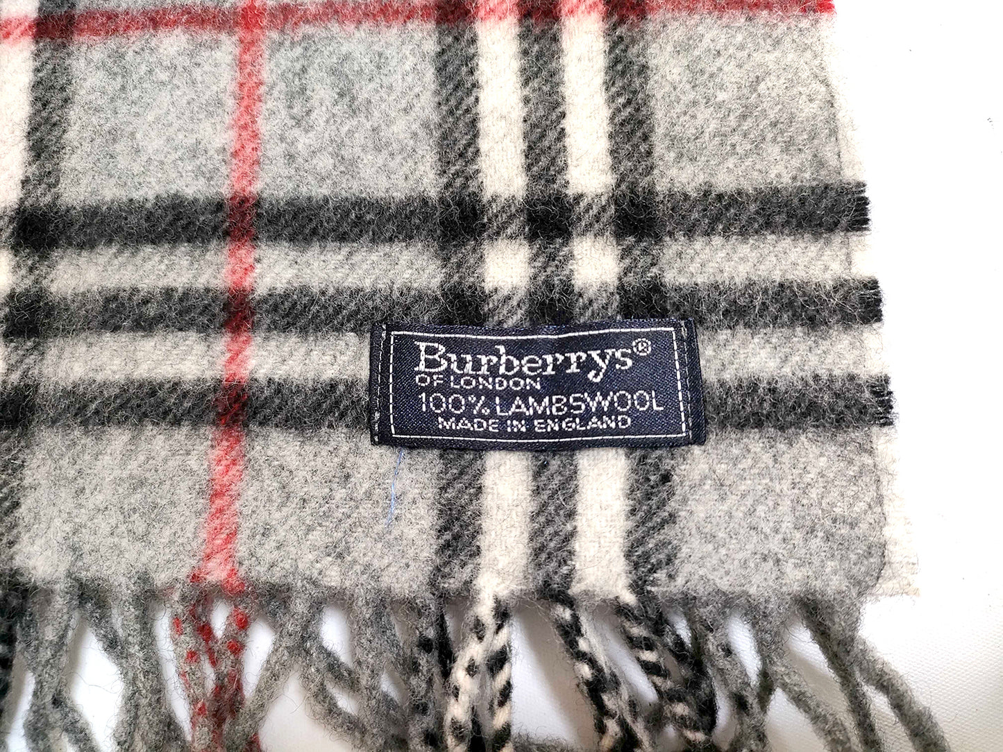 #1322 BURBERRY Vintage Gray Check 100% Lambswool Scarf