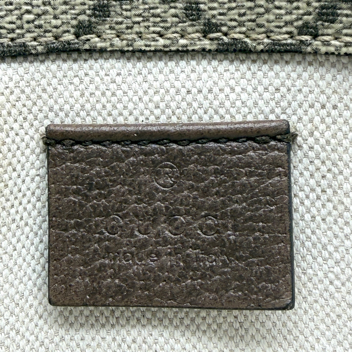 #1159 GUCCI Neo Vintage Flap GG Supreme Belt Bag