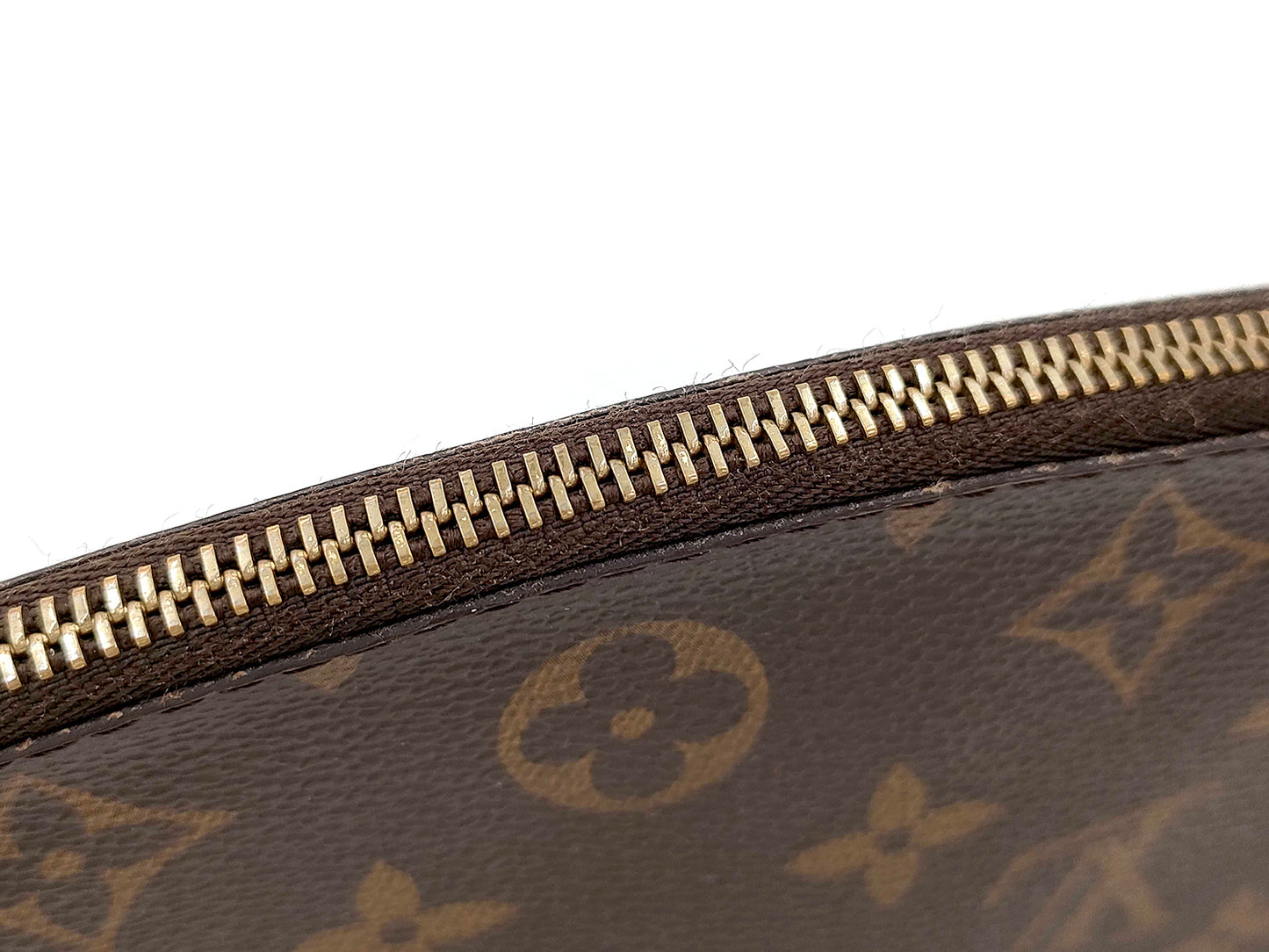 #1374 LOUIS VUITTON Monogram Accessory Pouch