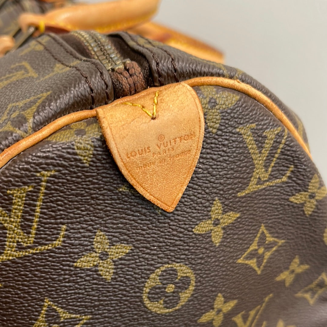 SOLD! Louis Vuitton Monogram Speedy 40
