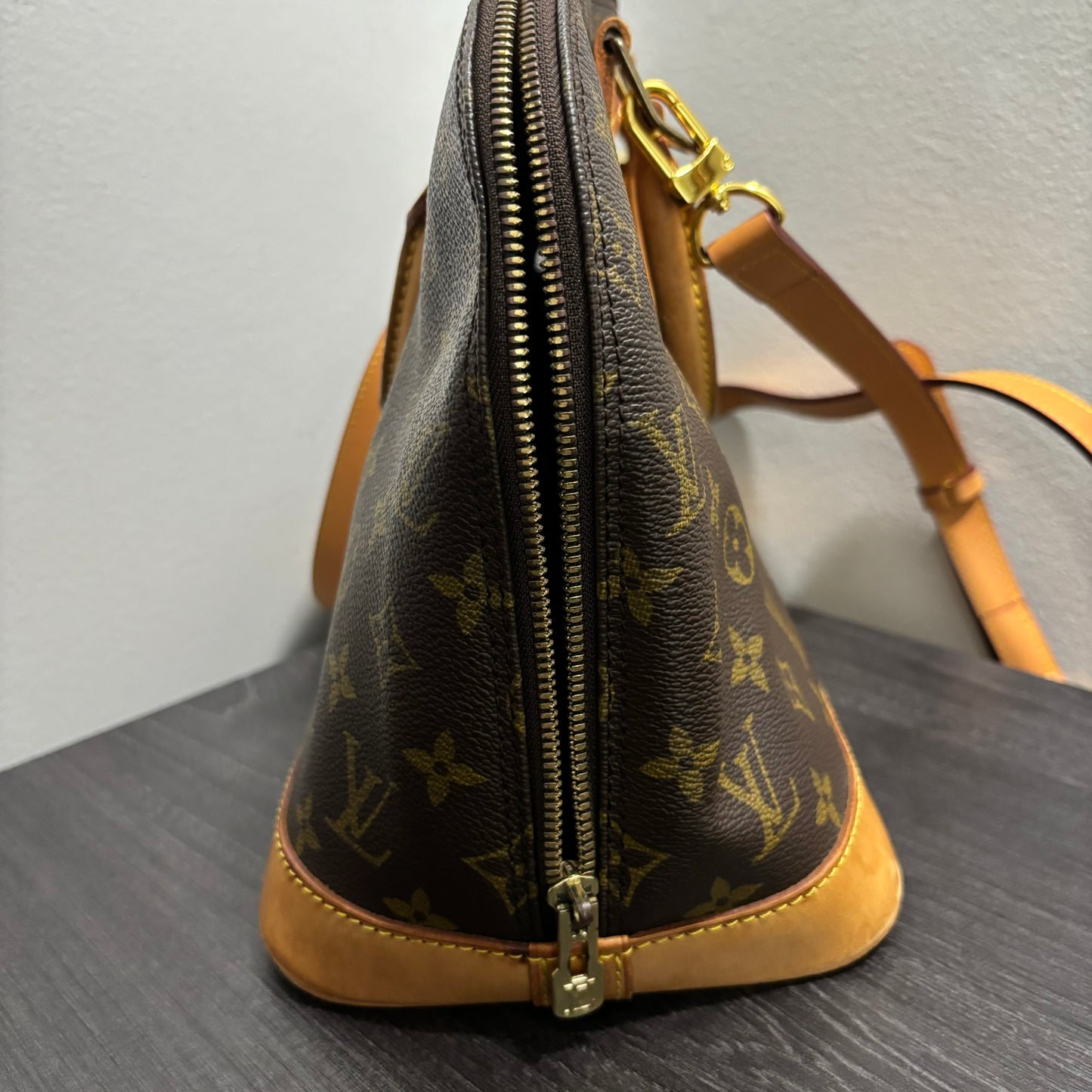CLEARANCE #246 LOUIS VUITTON Alma