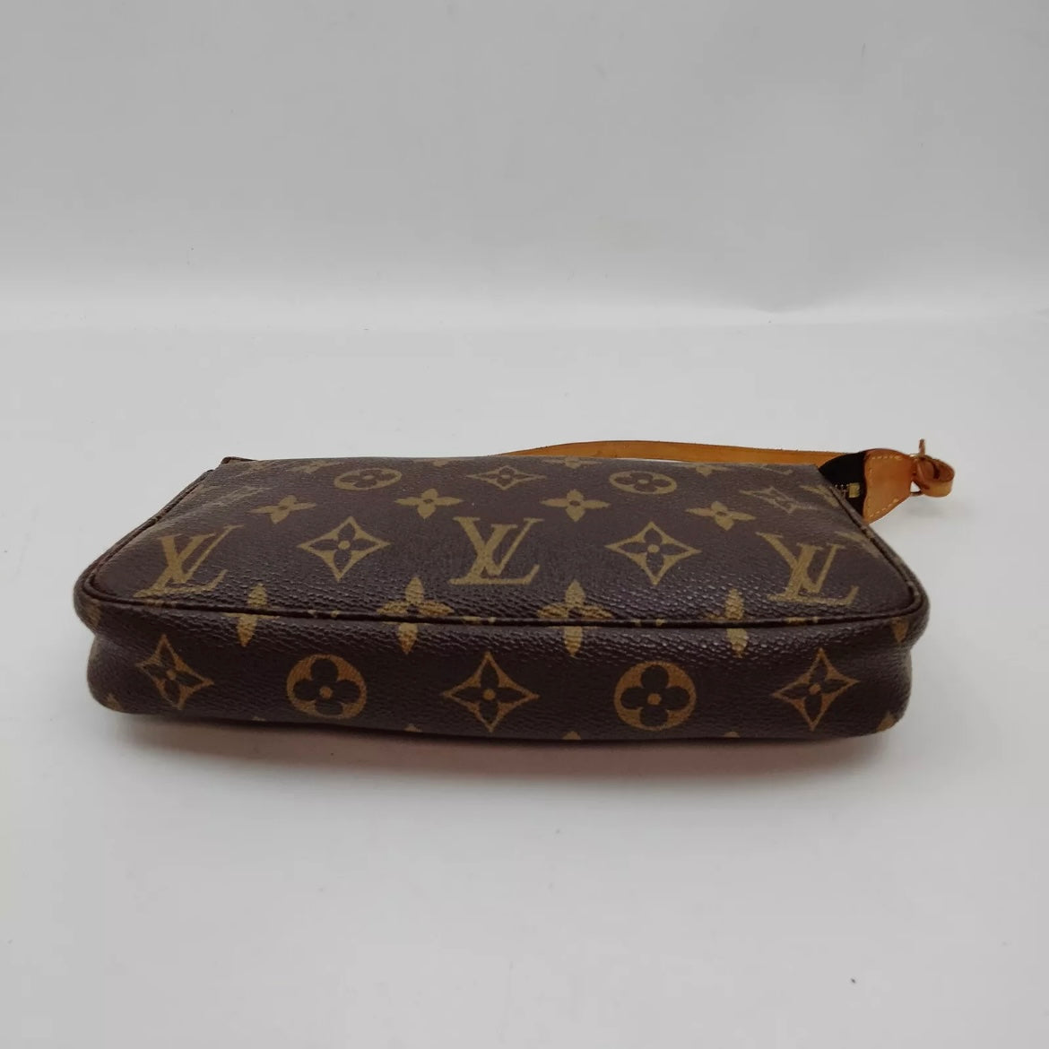 Louis Vuitton Pochette