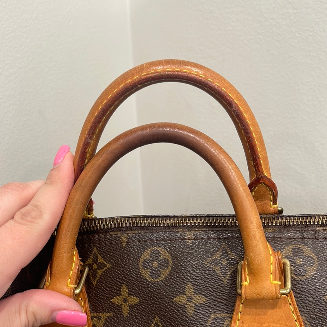 SOLD! Louis Vuitton Speedy 30