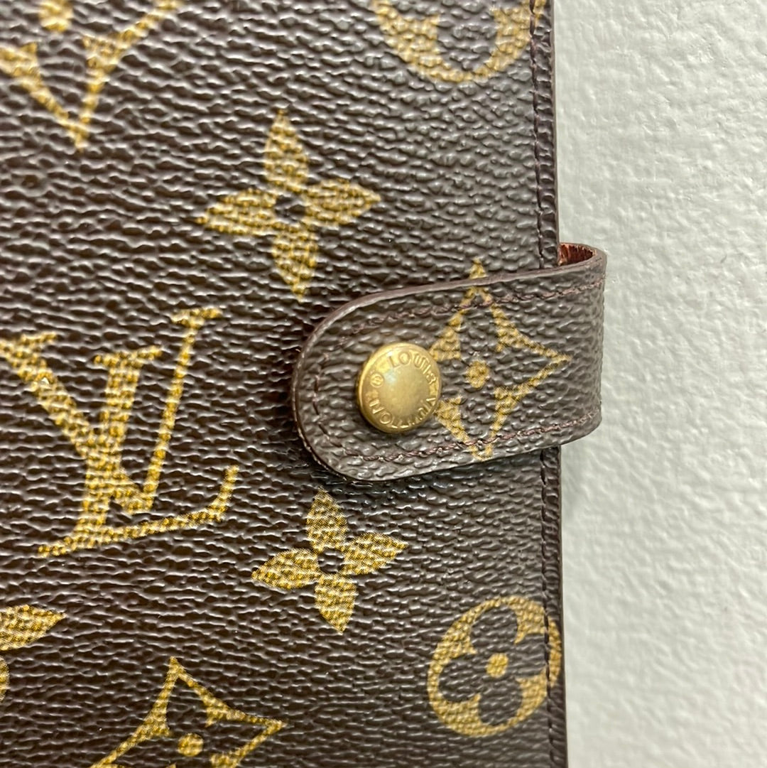 SOLD! Louis Vuitton Agenda PM