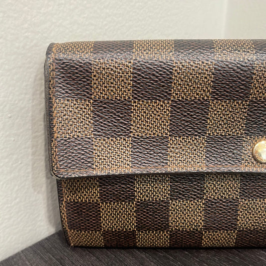 SOLD! Louis Vuitton Damier Wallet