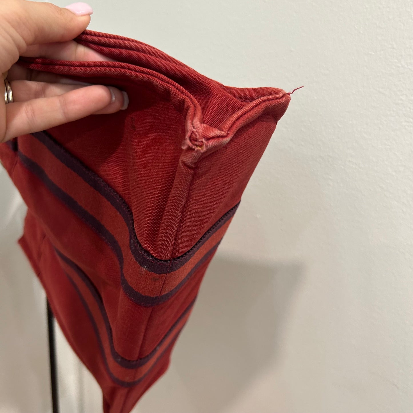 1077 HERMÈS PM Tote Red