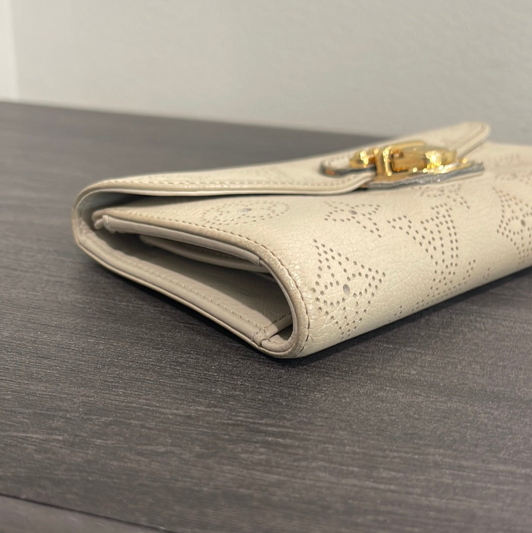 SOLD! Louis Vuitton Mahina Wallet