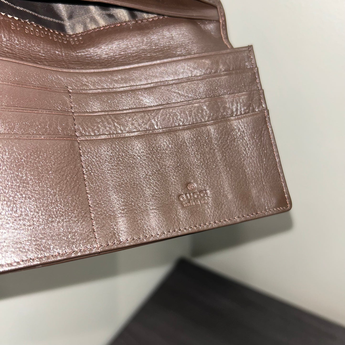 #181 GUCCI Guccissima Flap Wallet