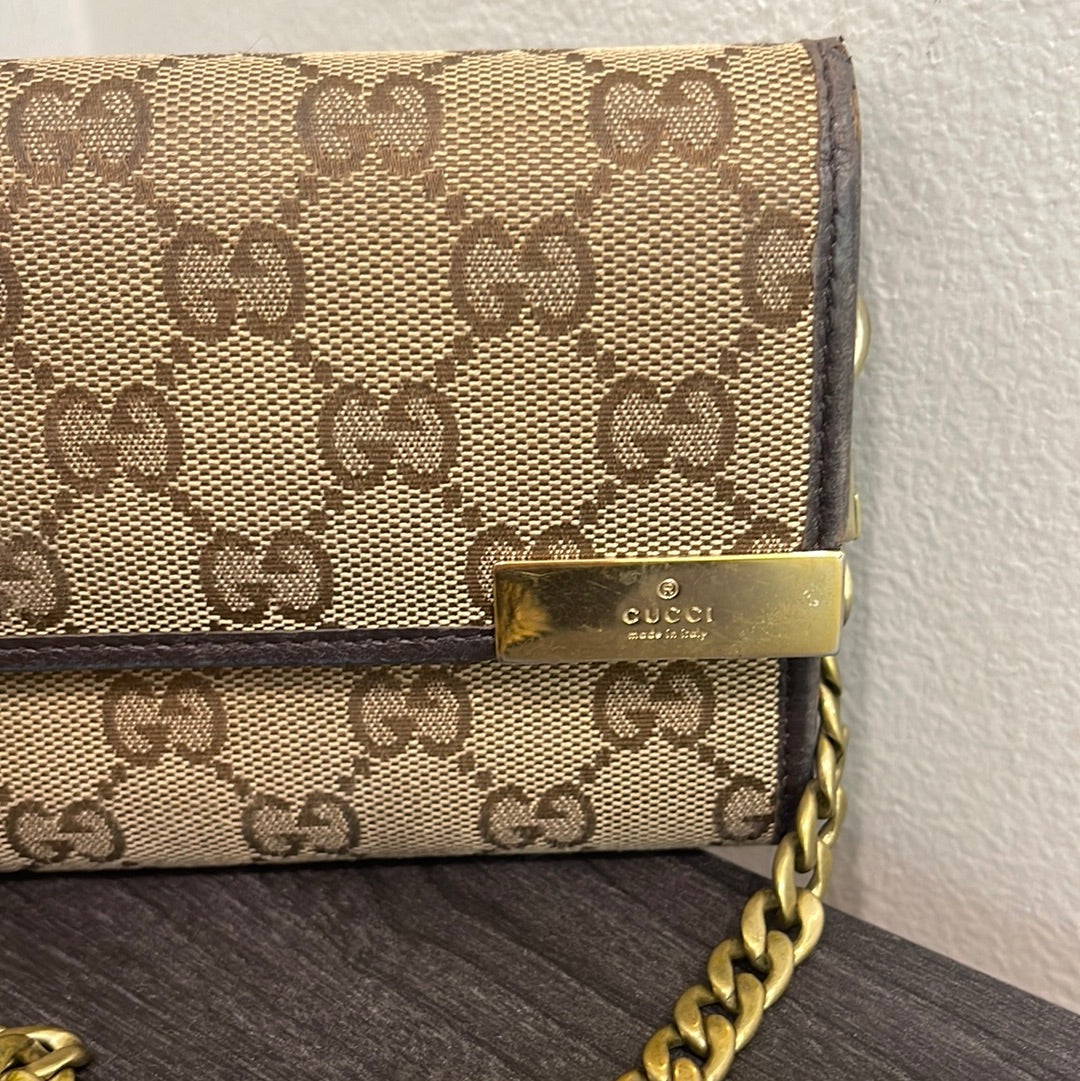 SOLD! Gucci GG Wallet on Chain