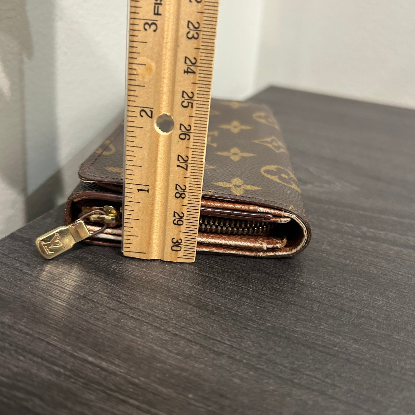 #108 LOUIS VUITTON Wallet