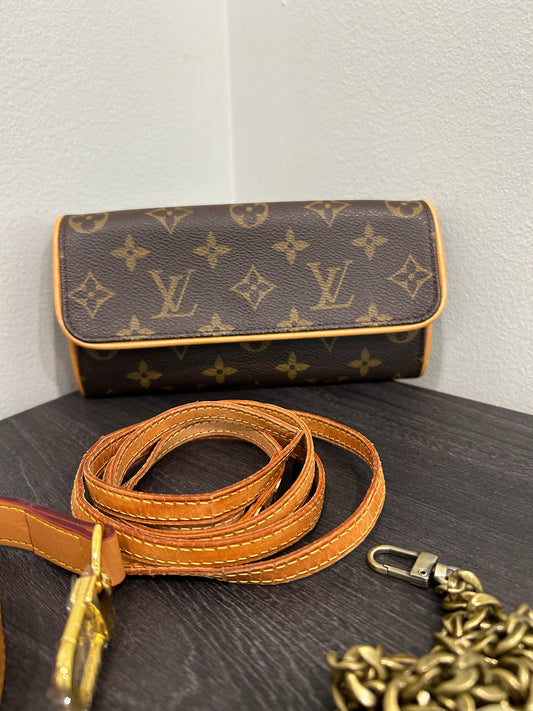SOLD! Louis Vuitton Monogram Pochette Twin PM