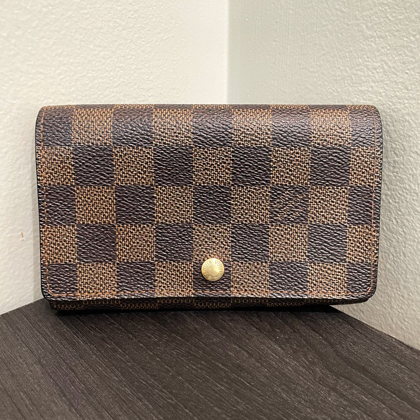 SOLD! Louis Vuitton Damier Wallet