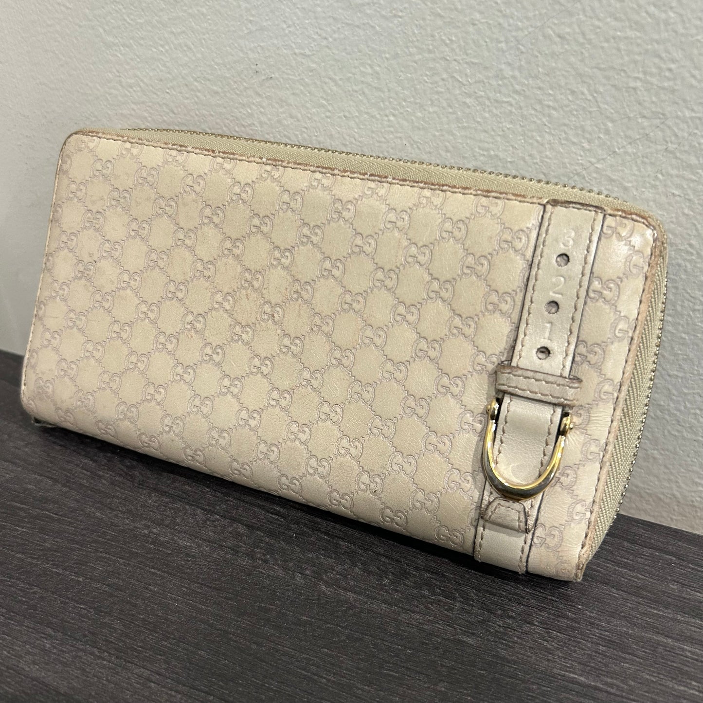 CLEARANCE Gucci Wallets Set of 2