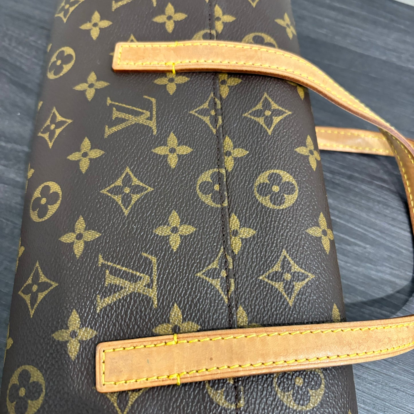 #332 LOUIS VUITTON Sonatine