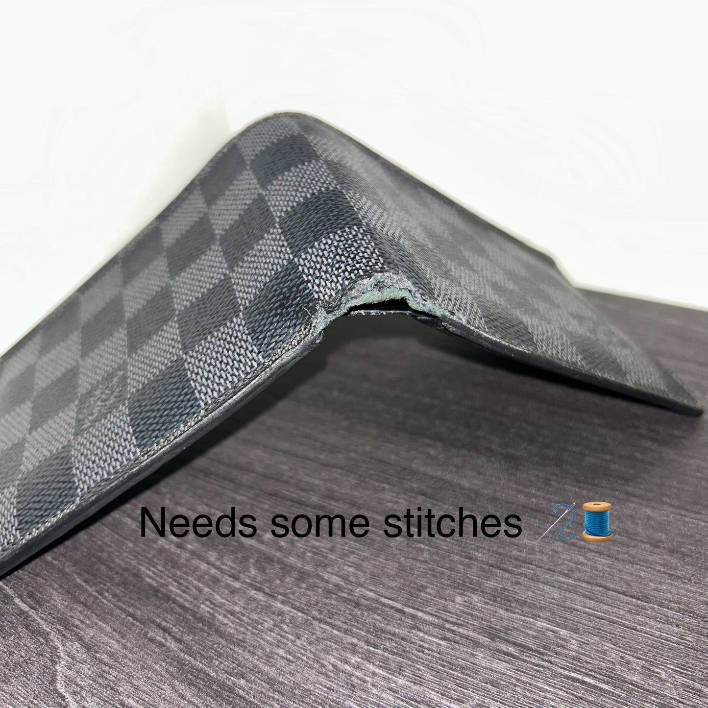 SOLD! Louis Vuitton Graphite Damier Men’s Wallet