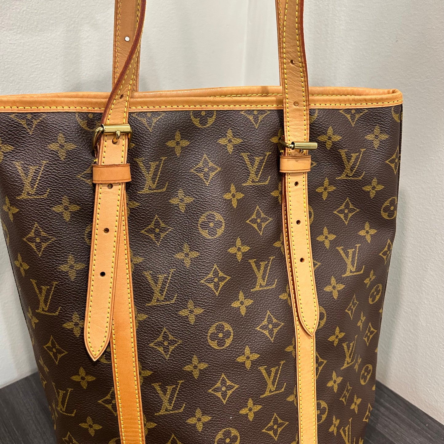 #417 LOUIS VUITTON Bucket GM