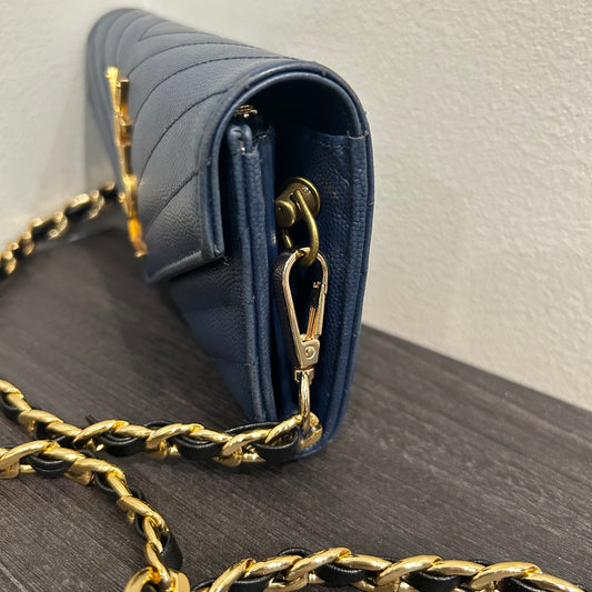 #111 YVES SAINT LAURENT Grain De Poudre Cassandra Wallet on Chain