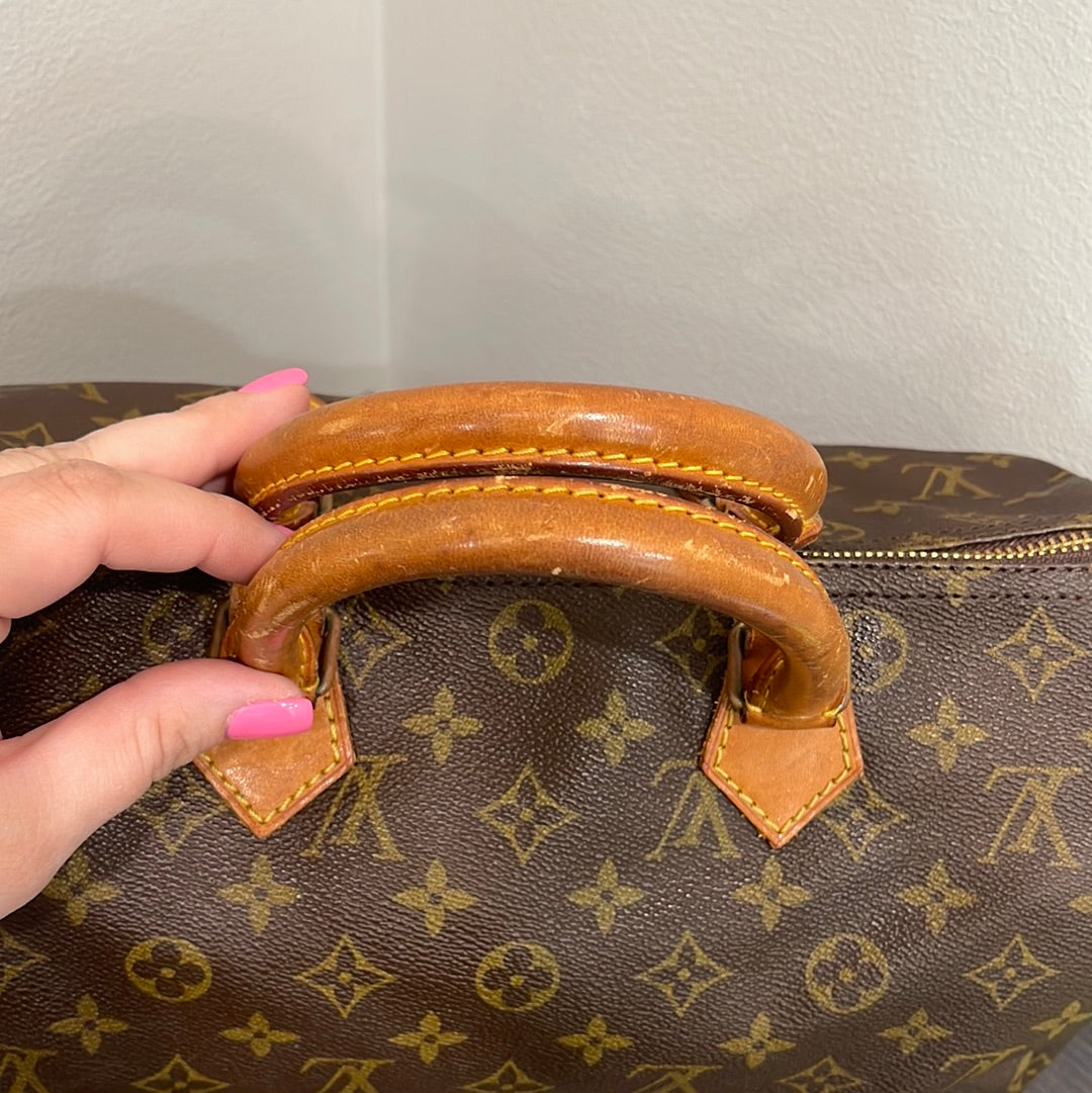 SOLD! Louis Vuitton Monogram Speedy 30