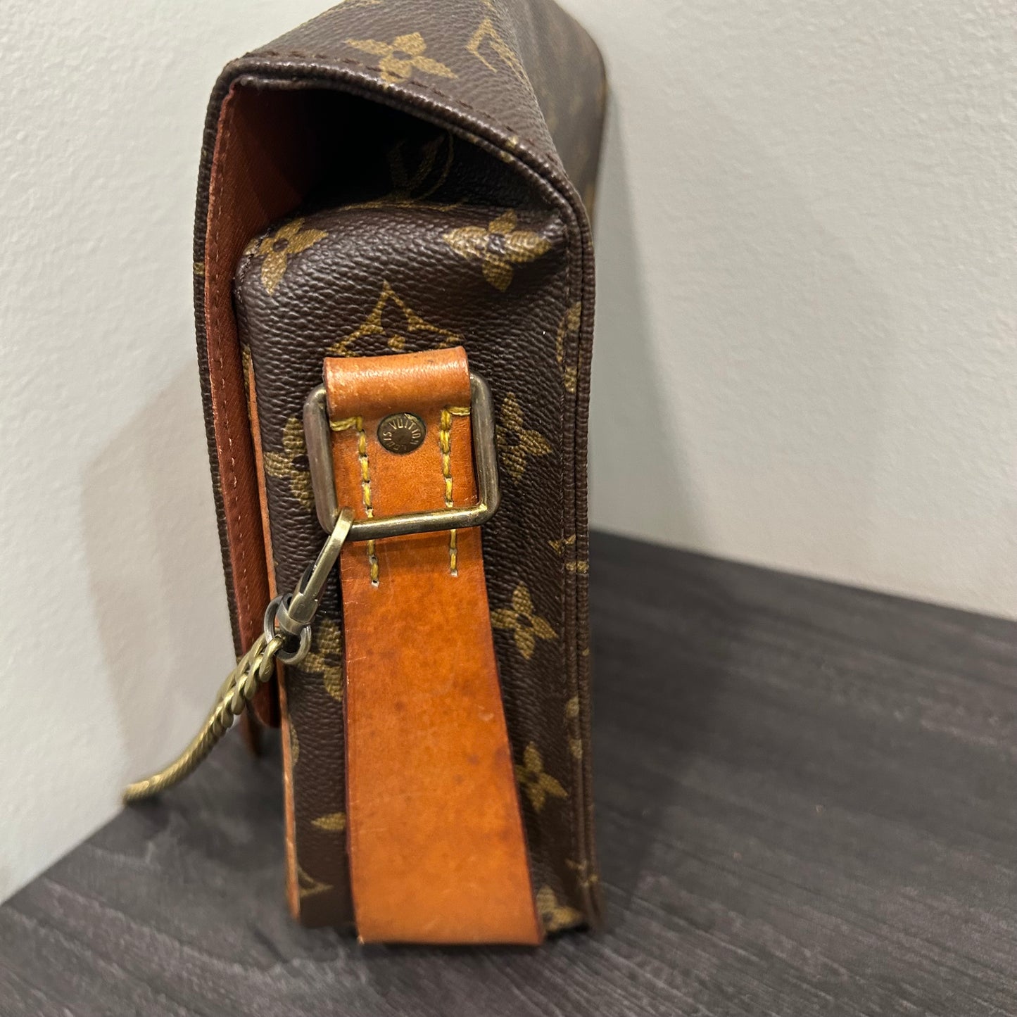 Louis Vuitton Vintage Cartouchiere