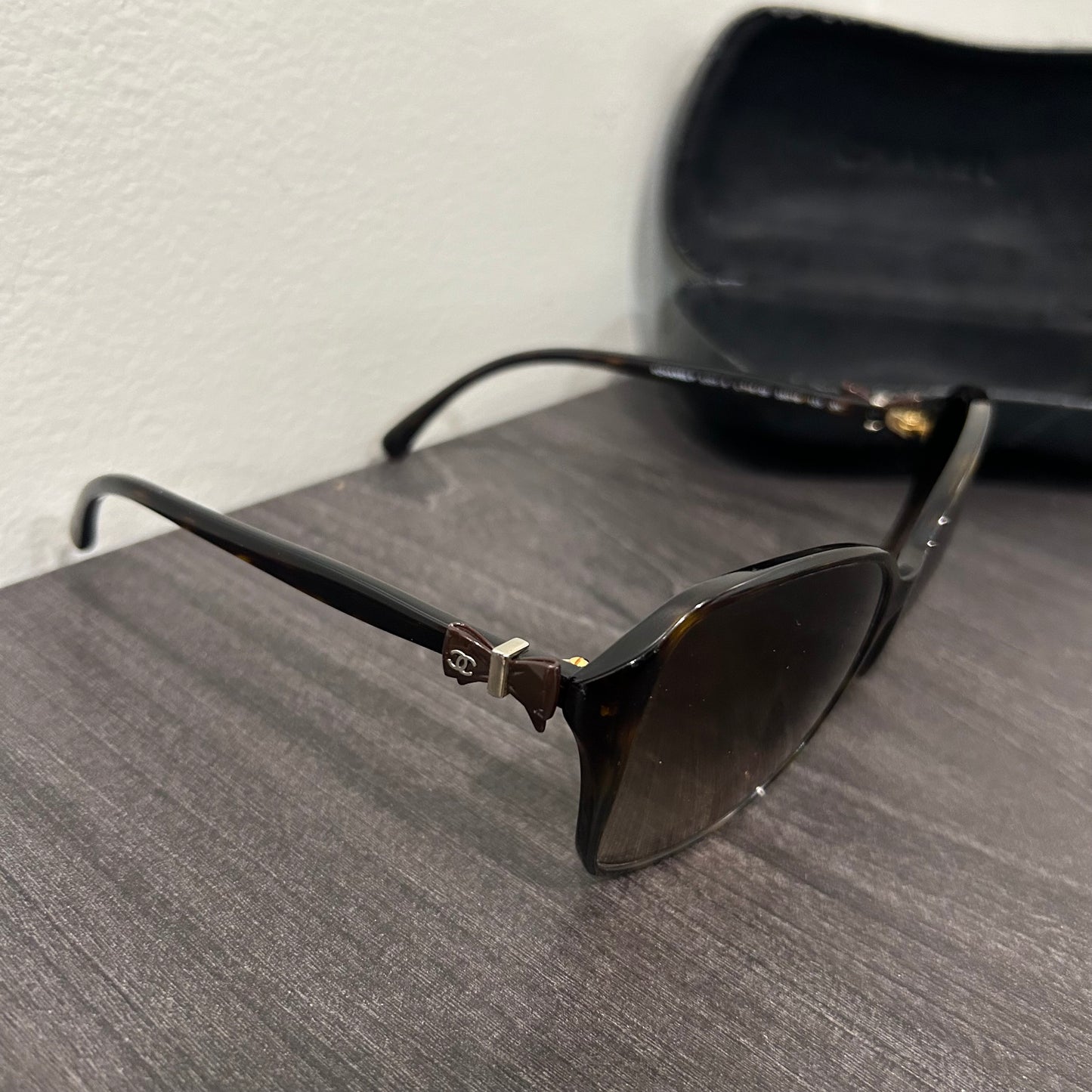 CLEARANCE CHANEL Brown Sunglasses with Original Storage Case