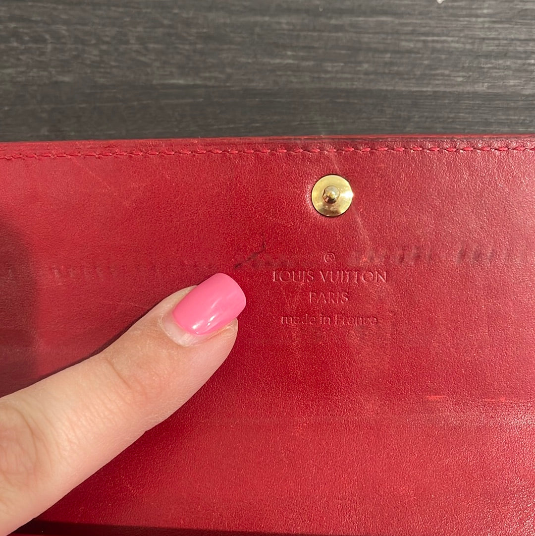 SOLD! Louis Vuitton Vernis Wallet on Chain