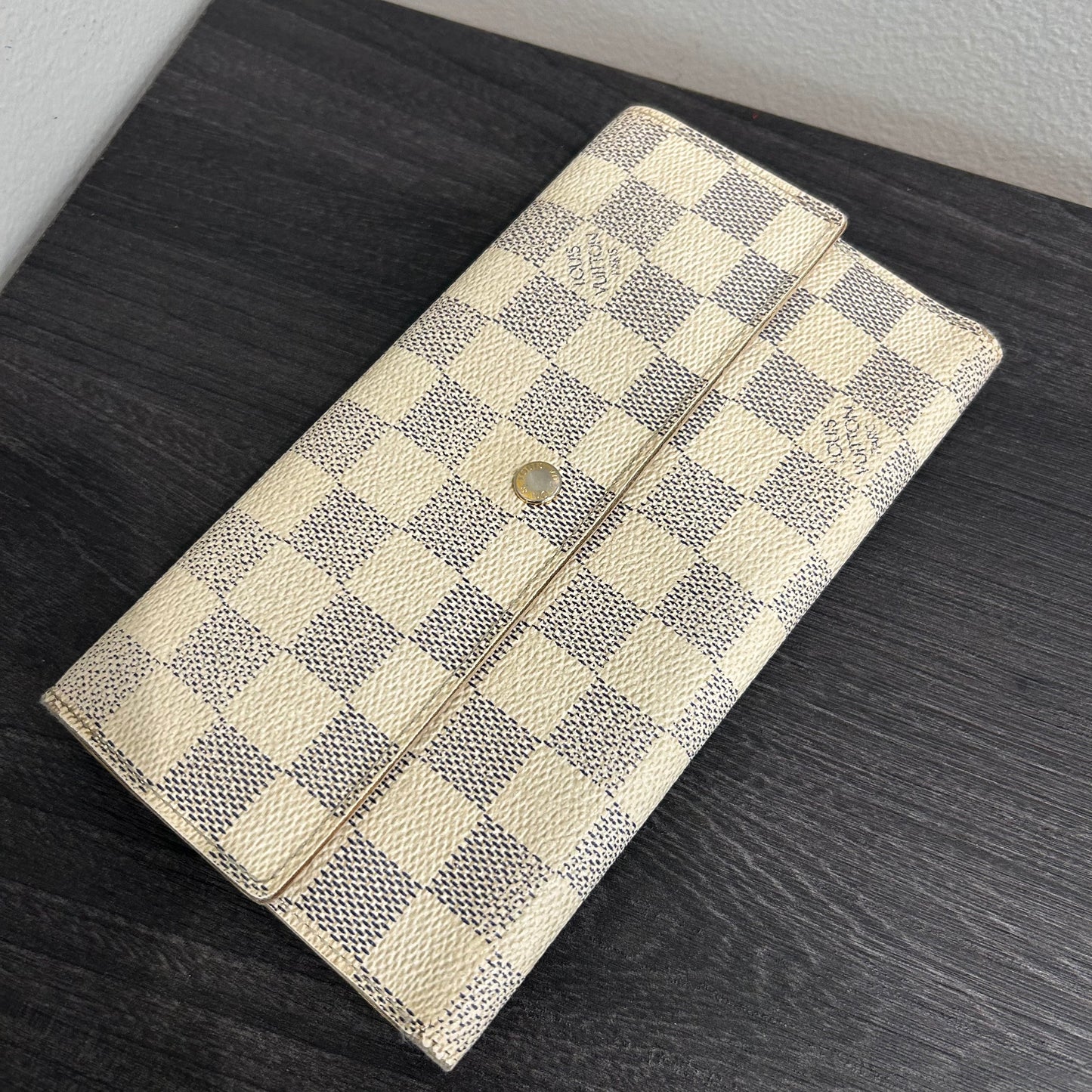 #211 LOUIS VUITTON Trifold Wallet