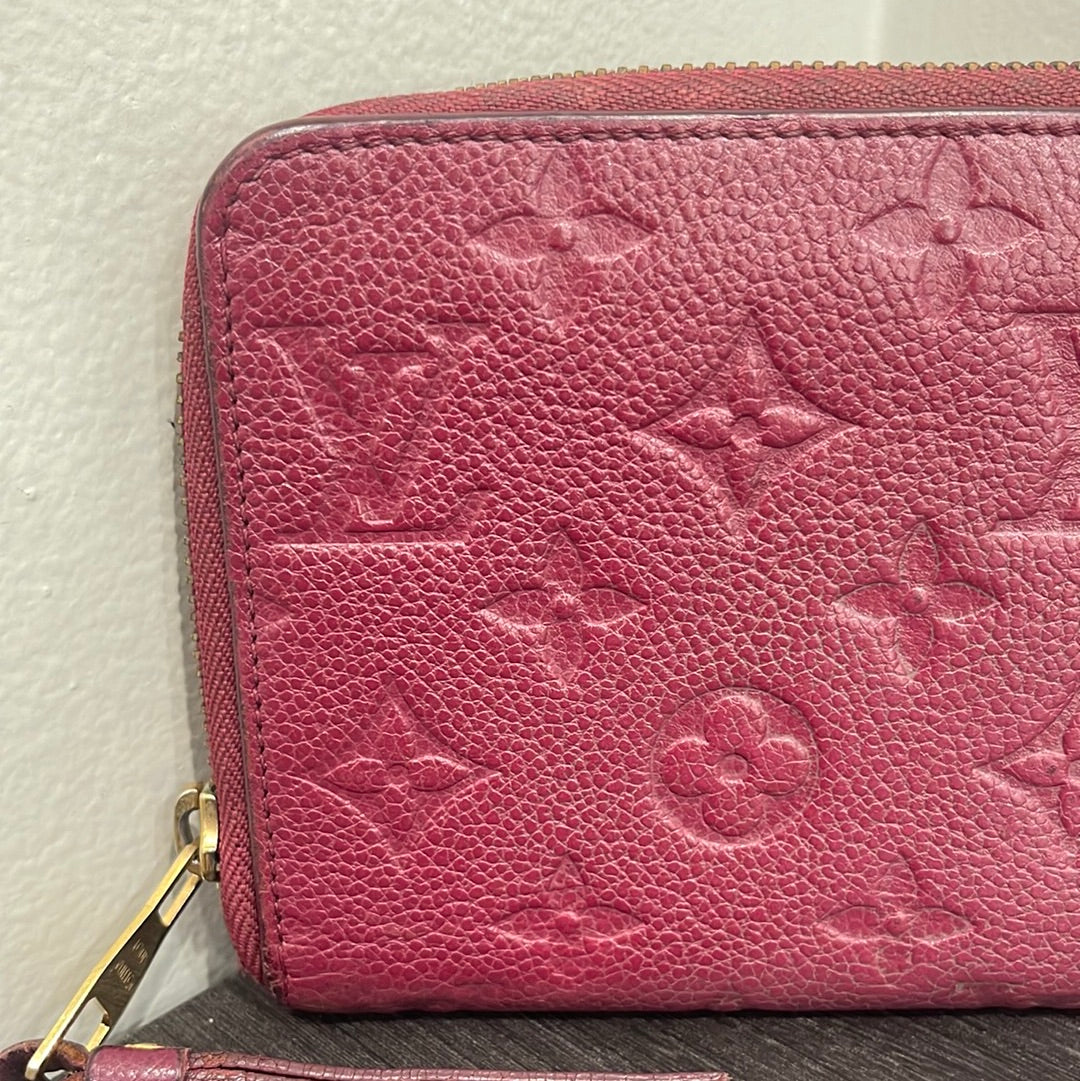 SOLD! Louis Vuitton Empreinte Zippy Wallet