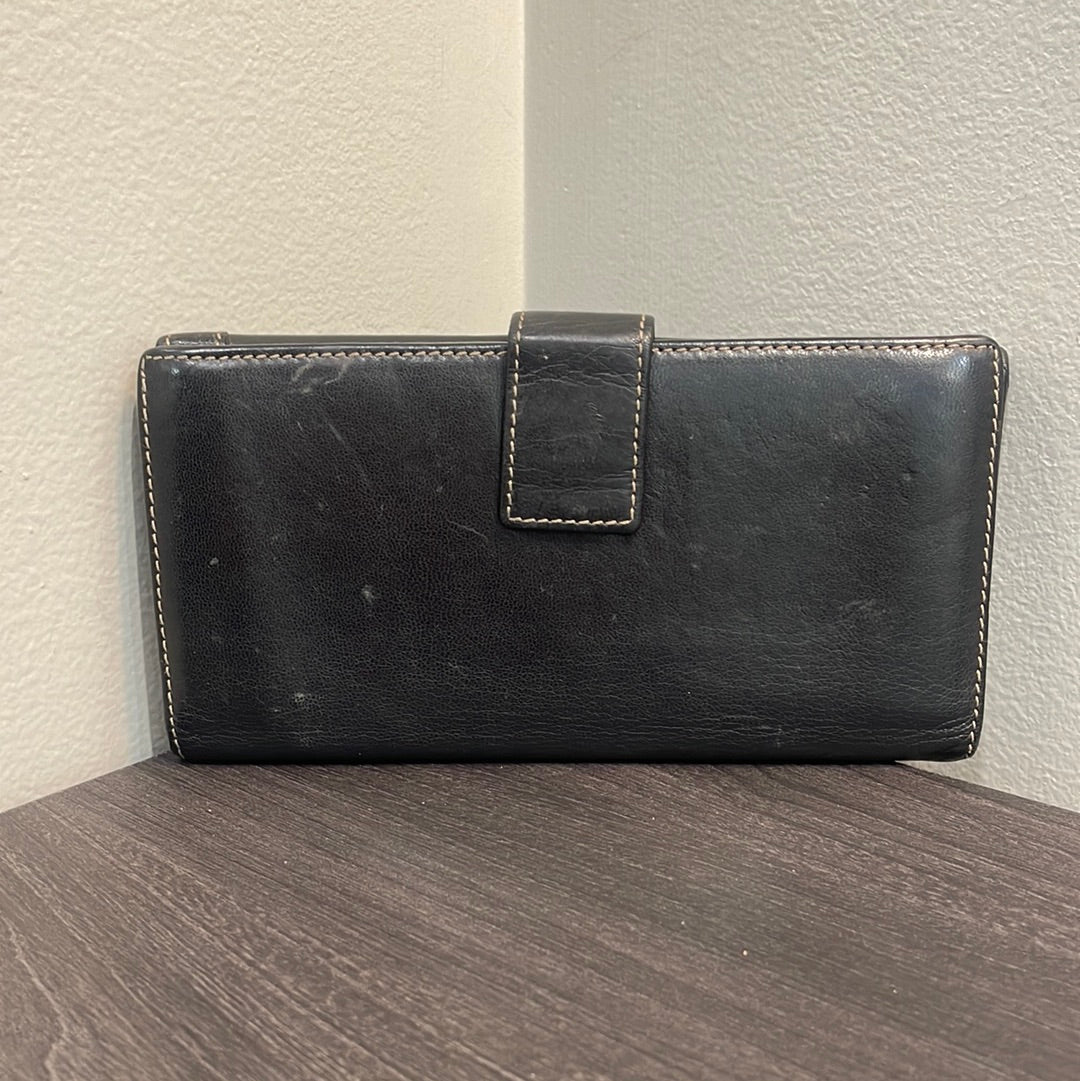SOLD! Gucci Leather Wallet