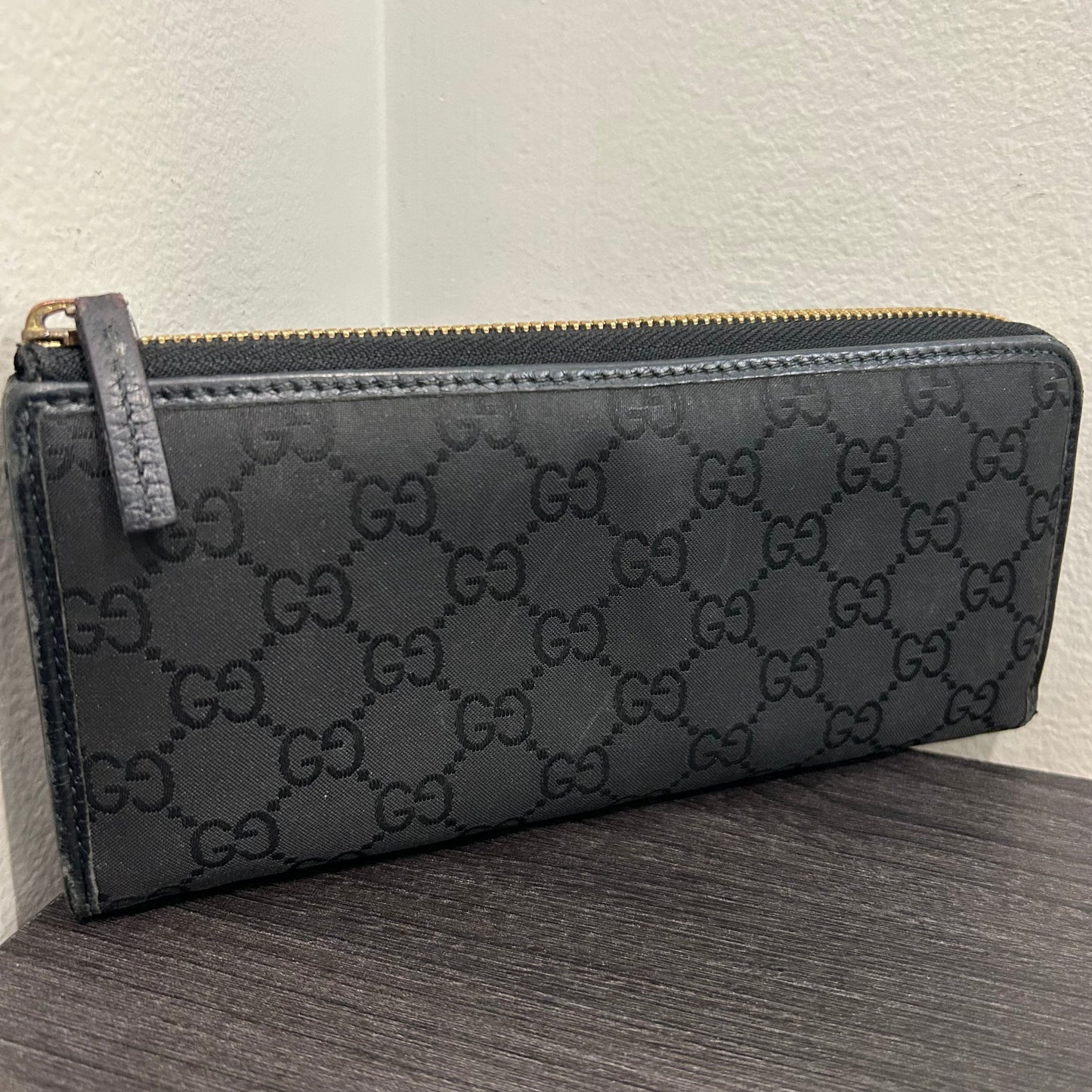 #210 GUCCI Canvas Zip Wallet