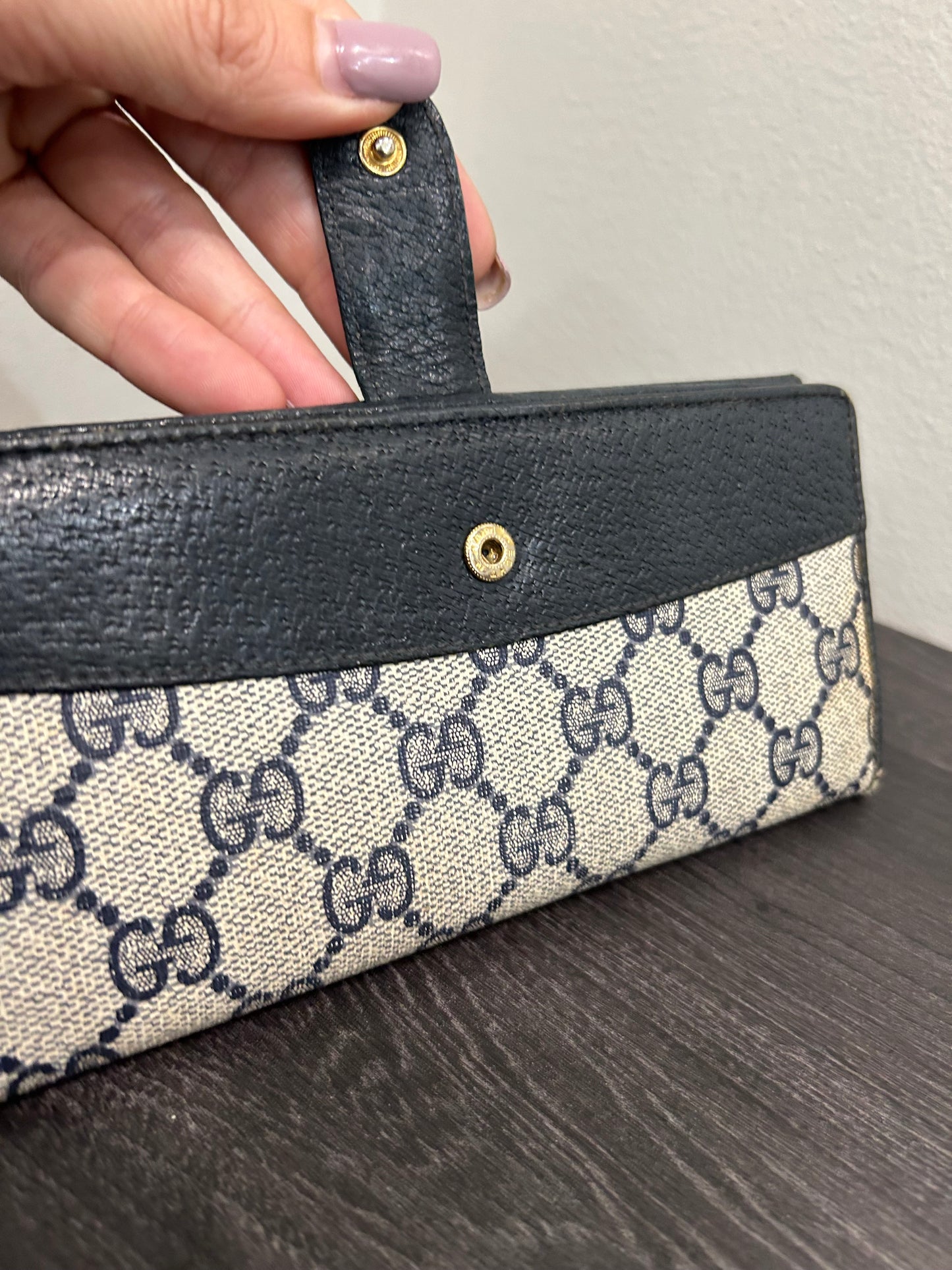 SOLD! Gucci Vintage Wallet